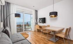 Dvosoban stan, Opatija, Ičići, najam, 950 €, 51 m2