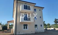 Stan, Malinska-Dubašnica, Malinska, prodaja, 570000 €, 152 m2