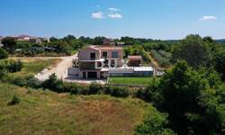 Kuca, Višnjan, prodaja, 1190000 €, 377 m2