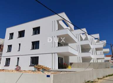 Trosoban stan, Nin, Zaton, prodaja, 387000 €, 86 m2