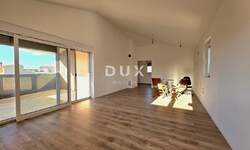 Trosoban stan, Fažana, prodaja, 380000 €, 96 m2