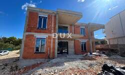 Trosoban stan, Šibenik, Brodarica, prodaja, 239000 €, 70 m2