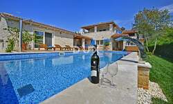 Kuca, Poreč, prodaja, 2200000 €, 398 m2