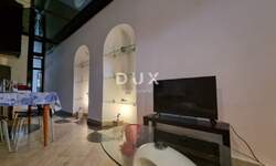 Kuca, Pula, Centar, prodaja, 571000 €, 200 m2