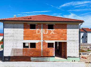 Kuca, Malinska-Dubašnica, Malinska, prodaja, 780000 €, 140 m2