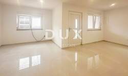 Trosoban stan, Crikvenica, prodaja, 215000 €, 80 m2