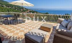 Trosoban stan, Opatija, Ičići, najam, 1700 €, 101 m2