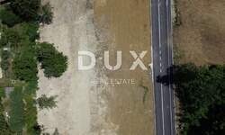 Zemljiste, Motovun, prodaja, 260000 €, 1745 m2