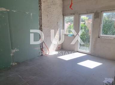 Trosoban stan, Pula, Centar, prodaja, 149900 €, 45 m2
