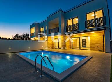 Kuca, Vodice, prodaja, 595000 €, 140 m2