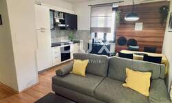 Dvosoban stan, Rijeka, Turnić, prodaja, 186000 €, 53 m2