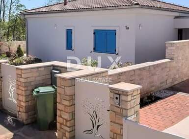 Kuca, Novigrad, prodaja, 430000 €, 93 m2