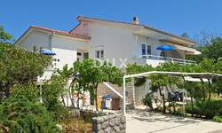 Kuca, Krk, prodaja, 950000 €, 279 m2