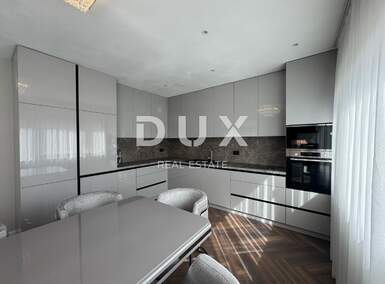 Cetvorosoban stan, Rovinj, najam, 2200 €, 118 m2