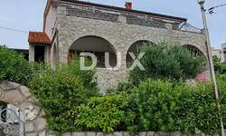 Kuca, Crikvenica, prodaja, 1039000 €, 300 m2