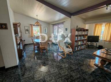 Trosoban stan, Sukošan, prodaja, 250000 €, 92 m2