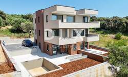 Trosoban stan, Novalja, Lun, prodaja, 266000 €, 64 m2