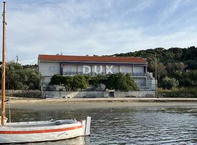 Kuca, Rab, prodaja, 1390000 €, 420 m2