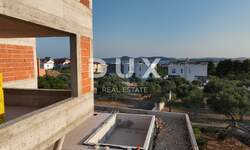 Trosoban stan, Vodice, prodaja, 330000 €, 80 m2