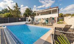 Kuca, Kolan, Mandre, prodaja, 990000 €, 163 m2