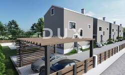 Kuca, Poreč, prodaja, 590000 €, 151 m2