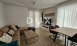 Trosoban stan, Pula, Stoja, prodaja, 423000 €, 94 m2