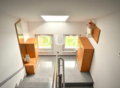 Stan, Rijeka, Drenova, prodaja, 460000 €, 186 m2