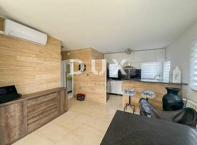 Trosoban stan, Lovran, najam, 900 €, 80 m2