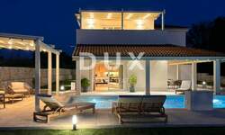 Kuca, Barban, prodaja, 1030000 €, 322 m2