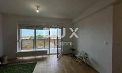 Trosoban stan, Zadar, Crvene kuće, prodaja, 282000 €, 80 m2