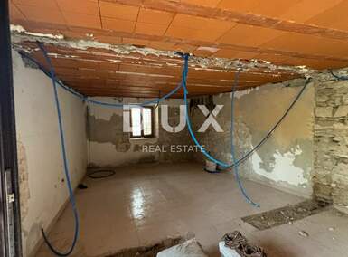 Kuca, Ližnjan, prodaja, 187000 €, 100 m2