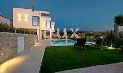 Kuca, Novalja, Lun, prodaja, 975000 €, 230 m2