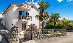 Dvosoban stan, Opatija, Ičići, najam, 850 €, 55 m2