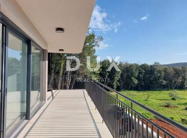 Trosoban stan, Rovinj, prodaja, 570000 €, 100 m2