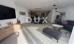 Kuca, Opatija, Pobri, najam, 3200 €, 214 m2