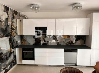 Kuca, Poreč, prodaja, 450000 €, 124 m2