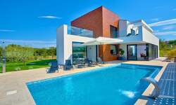 Kuca, Višnjan, prodaja, 1800000 €, 370 m2