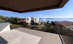 Cetvorosoban stan, Zadar, Kožino, prodaja, 560000 €, 125 m2