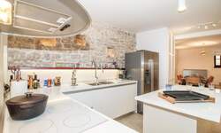 Kuca, Bale, prodaja, 1100000 €, 240 m2