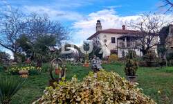 Kuca, Oprtalj, prodaja, 360000 €, 189 m2