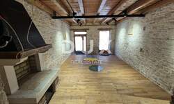 Poslovni prostor, Pula, Centar, najam, 1000 €, 40 m2