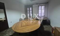 Poslovni prostor, Rijeka, Centar, najam, 250 €, 18 m2