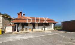 Kuca, Pićan, prodaja, 229000 €, 156 m2