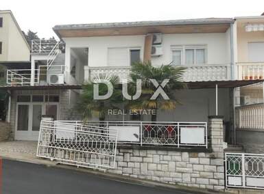 Kuca, Crikvenica, prodaja, 450000 €, 326 m2