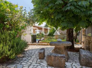 Kuca, Žminj, prodaja, 695000 €, 260 m2