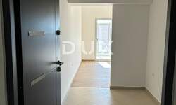 Trosoban stan, Pula, Veli vrh, prodaja, 184000 €, 63 m2