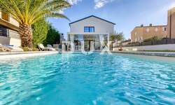 Kuca, Rovinj, prodaja, 2350000 €, 290 m2