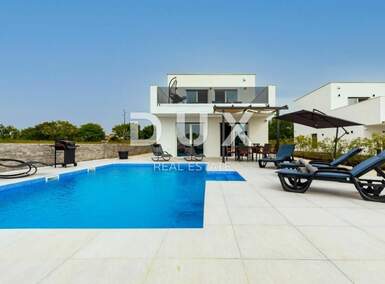 Kuca, Svetvinčenat, prodaja, 499000 €, 132 m2