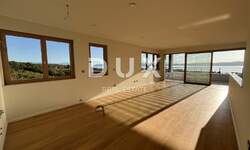 Cetvorosoban stan, Crikvenica, Selce, prodaja, 590000 €, 143 m2