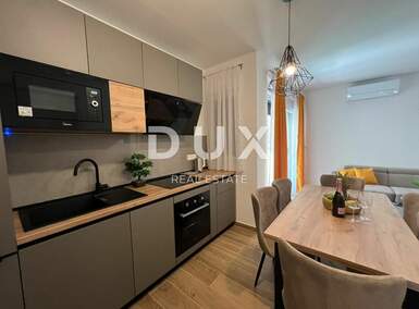 Cetvorosoban stan, Novalja, prodaja, 518000 €, 126 m2